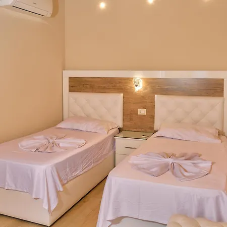 Center Park Ξενοδοχείο *