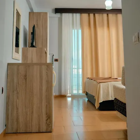 Center Park Otel *