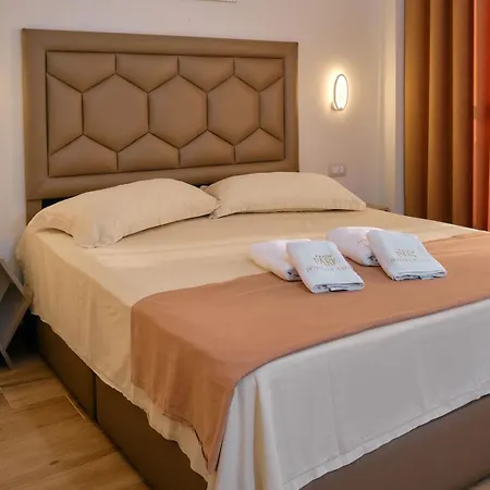 Center Park ホテル Velipojë