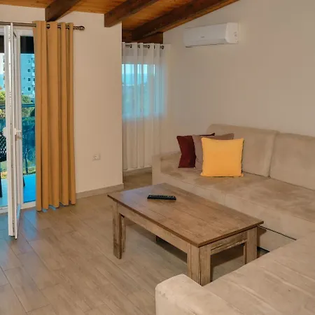 Center Park Otel Velipojë