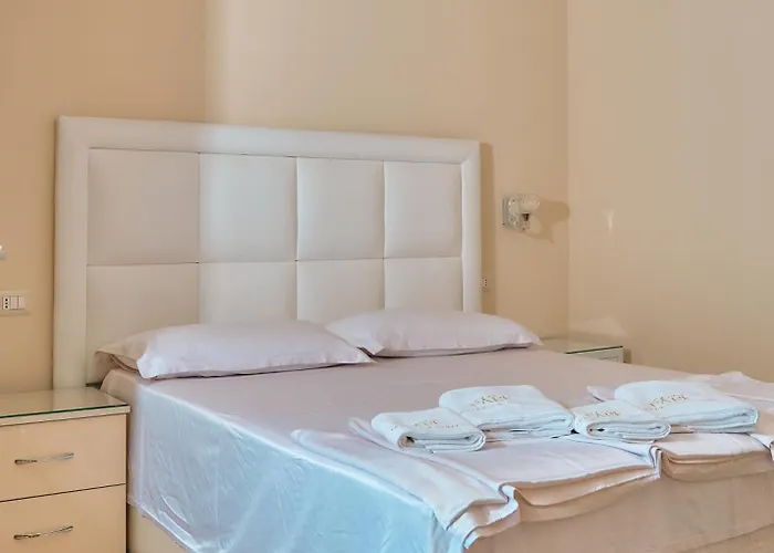 Otel Center Park Velipojë